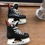 Size 2 Bauer Vaper Youth Hockey Skates