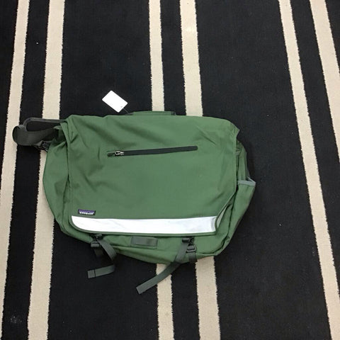 Patagonia Messenger Bag - Green