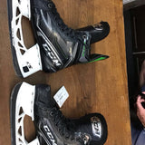 6 - CCM Maxx Plus Hockey Skates