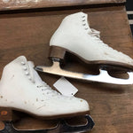 7 - Riedell Stock 112W Figure Skates