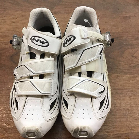 Size 7 Northwave AF5 Bike Shoes