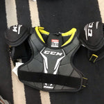 Youth Large Tacks 9550 Hockey Shoulder Pads