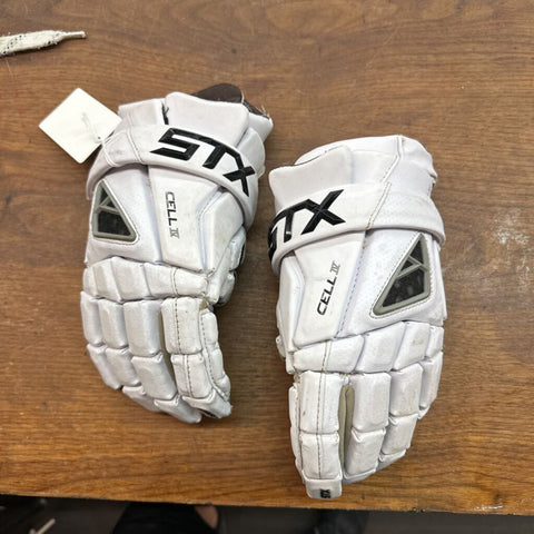 Medium STX Cell IV Lacrosse Gloves