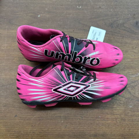 4 - Umbro Soccer Cleats - Pink/Black