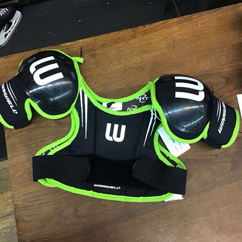 Youth Medium Winnwell Hockey Shoulder Pads