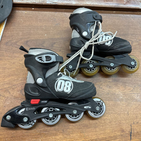 1-4 Adjustable 08 Ball Inline Skates