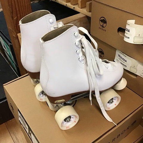 7 - Chicago Quad Skates - White