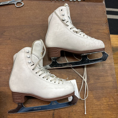 2B Jackson Classique 1991 Figure Skates