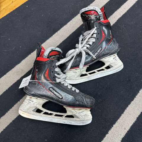 5.5 Bauer Vapor 3X Pro Hockey Skates