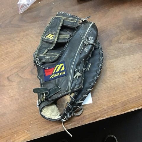 Mizuno Max Flex 1st Base Glove