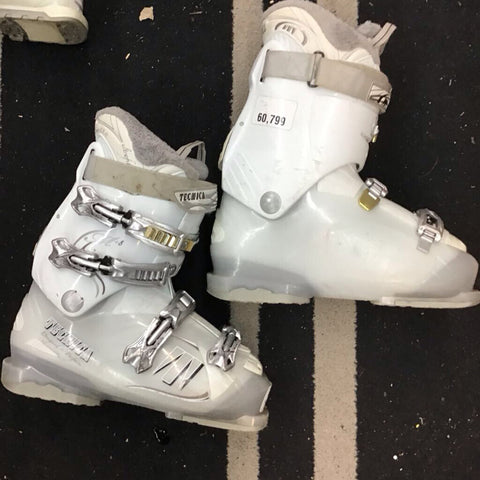 27.5 Tecnica M+ 8 Womens Ski Boots